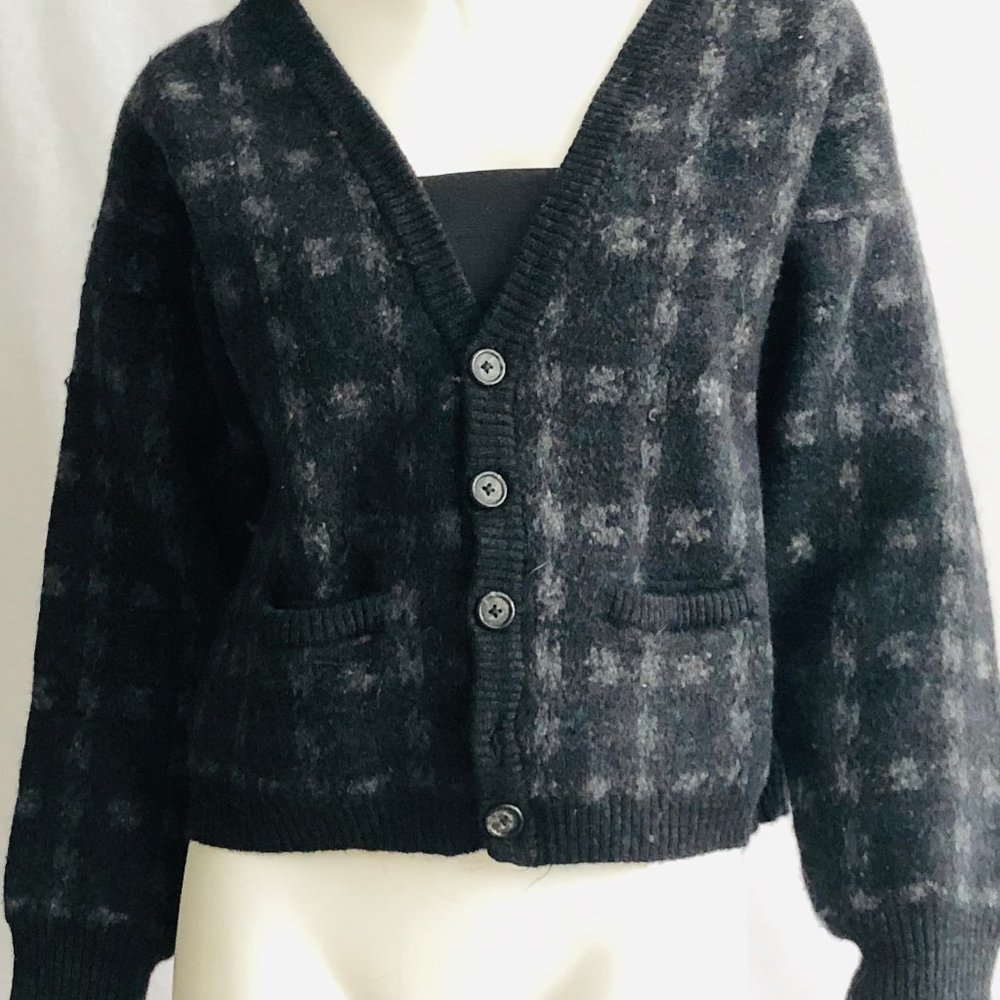 Cropped Boxy Cardigan Black XL Sweater Design
